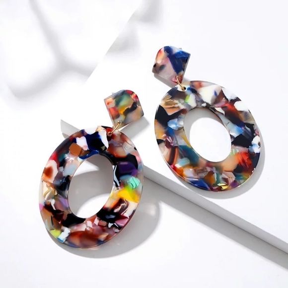 Anthropologie Jewelry - Confetti Patterned Acrylic Oval Drop Earrings 🎊